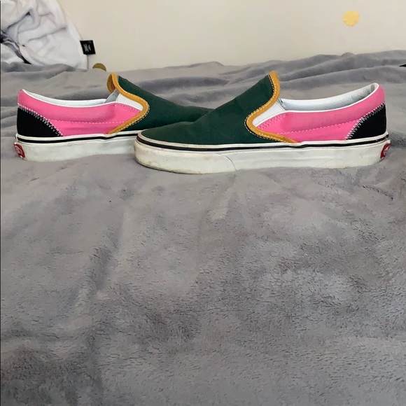 Shoes - Picture 2 of 4